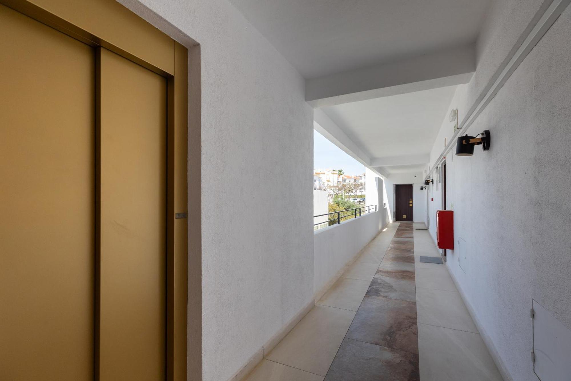Magna Oura Hotel Albufeira Exterior foto