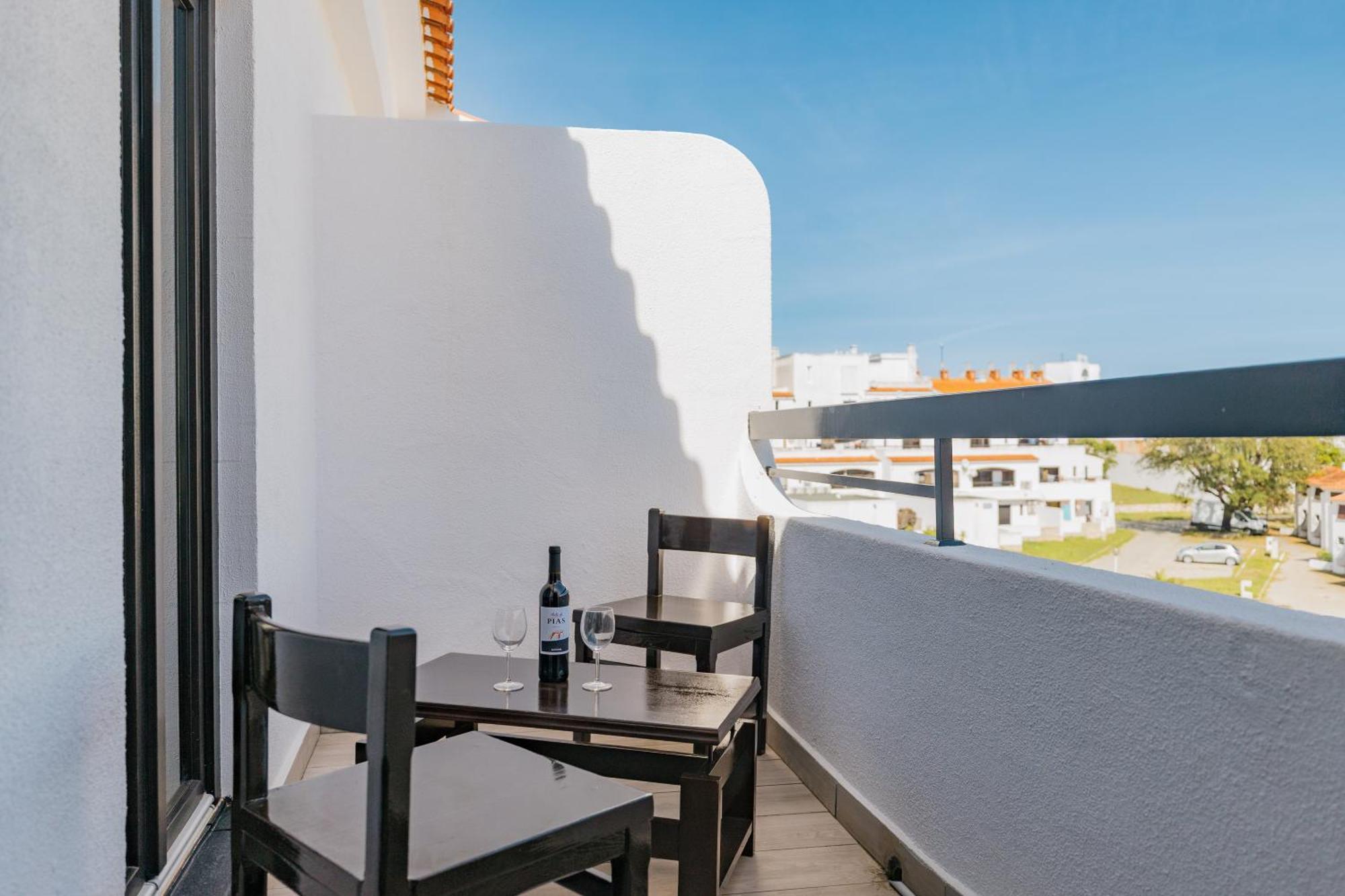 Magna Oura Hotel Albufeira Exterior foto